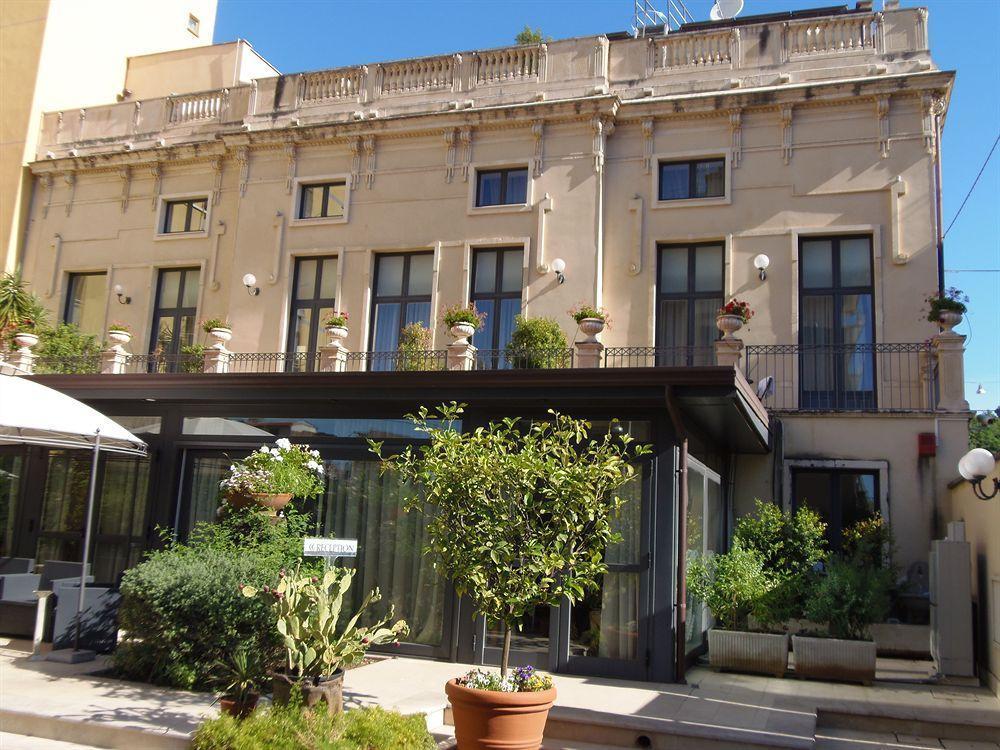 Hotel Villa Cibele Catane Extérieur photo