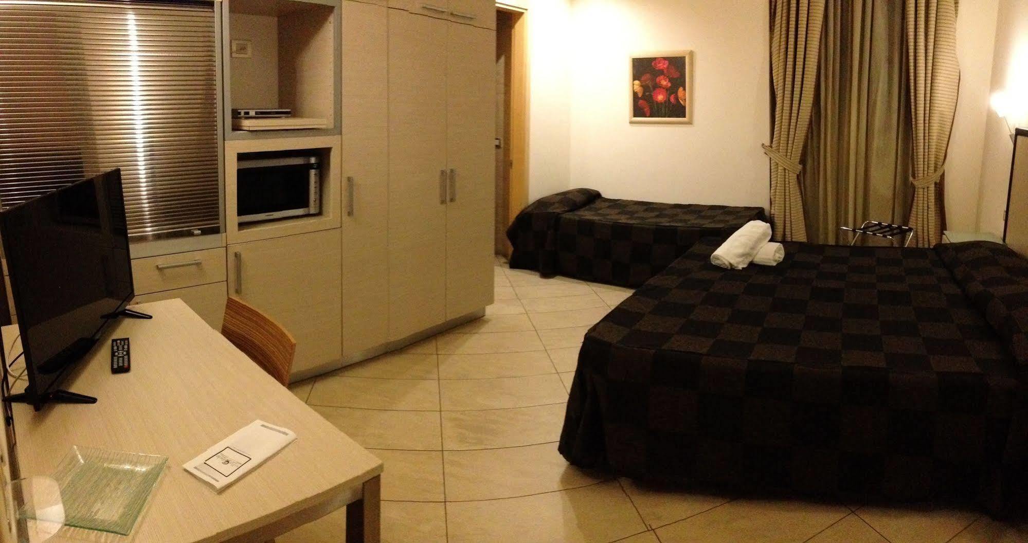 Hotel Villa Cibele Catane Extérieur photo